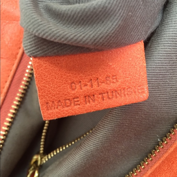 Beautiful Rare Coral See by Chloe shoulder bag. - Picture 4 of 8